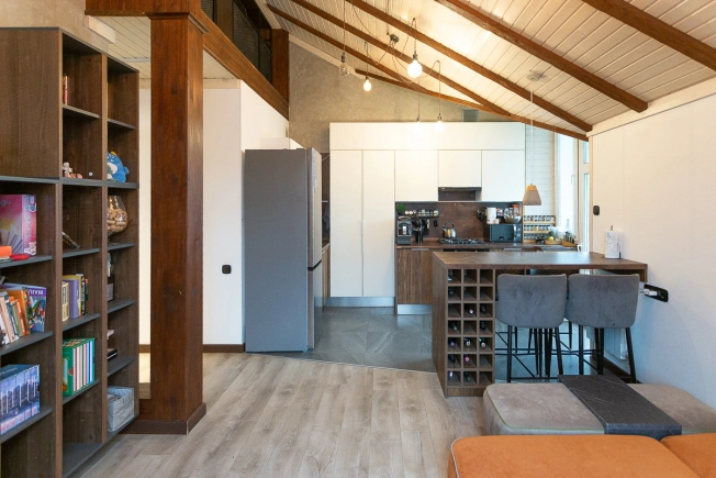 Купить трехкомнатную квартиру на улице Футбольное Поле в Владимирской области. Вариант № 2983315, 6, площадь -  квм, цена 9900000 рублей