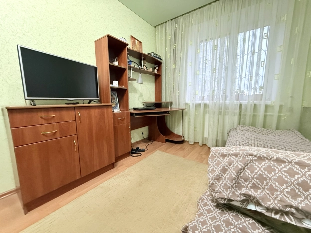 Купить квартиру в Смоленске. Вариант № 8811553, 12, площадь -  квм, цена 3690000 рублей