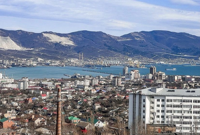 Купить двухкомнатную квартиру в Новороссийске. Вариант № 23664, 7, площадь -  квм, цена 6100000 рублей