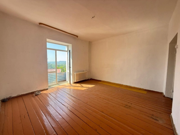 Купить трехкомнатную квартиру в Амурской области. Вариант № 53964, 1, площадь -  квм, цена 4350000 рублей