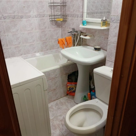 Снять квартиру в Новосибирске. Вариант № 9818152, 8, площадь -  квм, цена 30000 рублей