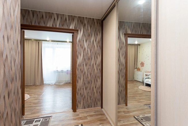 Купить квартиру на улице Верхняя Дуброва в Владимире. Вариант № 700784, 18, площадь -  квм, цена 6400000 рублей