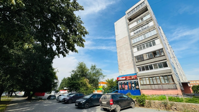 Купить торговые помещения в Новосибирске. Вариант № 2177268, 2, площадь -  квм, цена 9400000 рублей