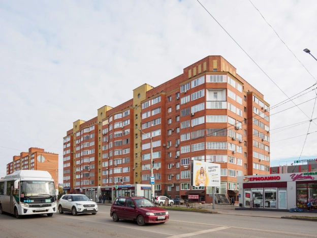 Купить двухкомнатную квартиру в Омске. Вариант № 6762454, 28, площадь -  квм, цена 8300000 рублей