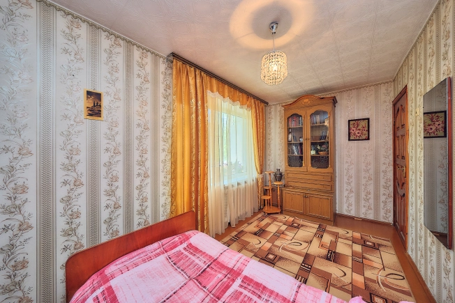 Купить трехкомнатную квартиру на улице Касимовское шоссе в Рязани. Вариант № 60104, 4, площадь -  квм, цена 3850000 рублей