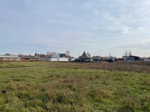 Купить земельный участок в Новосибирске. Вариант № 40375, 1, площадь -  квм, цена 650000 рублей