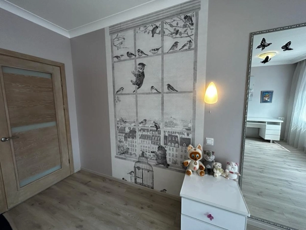 Купить четырехкомнатную квартиру в Калининграде. Вариант № 2436, 14, площадь -  квм, цена 25800000 рублей