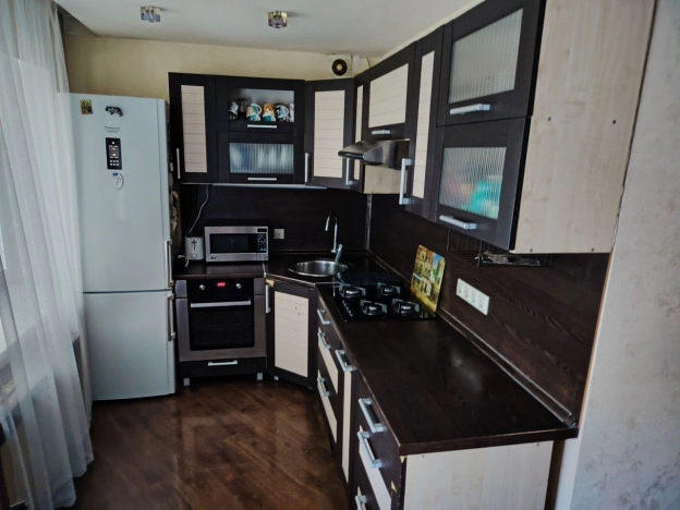 Купить трехкомнатную квартиру у метро Коммунарка в Москве. Вариант № 3968451, 0, площадь -  квм, цена 6950000 рублей