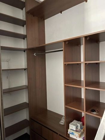 Купить квартиру в Москве. Вариант № 3066710, 5, площадь -  квм, цена 25350000.0000 рублей