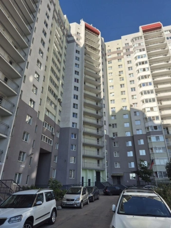 Купить двухкомнатную квартиру на вторичке у метро Фрунзенская в Санкт-Петербурге. Вариант № 10662535, 12, площадь -  квм, цена 9000000 рублей