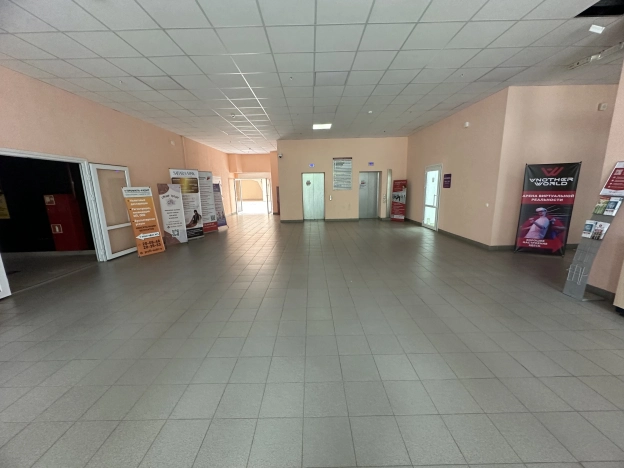 Купить коммерческую недвижимость свободного назначения в Сыктывкаре. Вариант № 10123, 16, площадь -  квм, цена 9984000 рублей