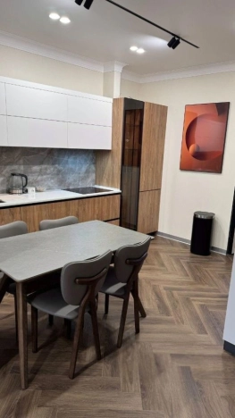 Купить квартиру в Москве. Вариант № 10370328, 22, площадь -  квм, цена 22000000 рублей