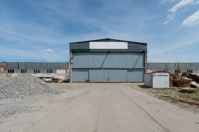 Снять коммерческую недвижимость в Тобольске. Вариант № 1561, 3, площадь -  квм, цена 202500 рублей