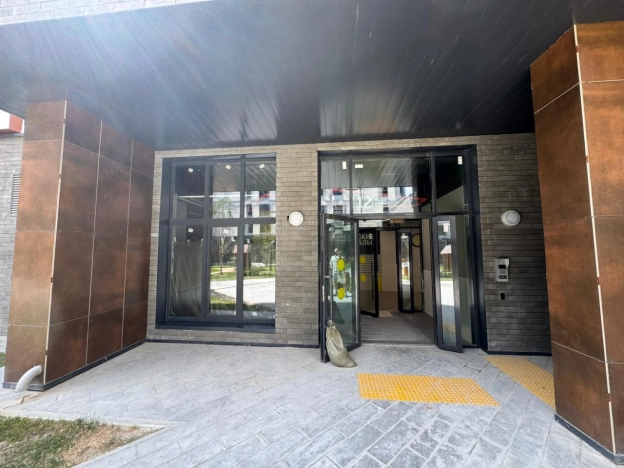 Купить квартиру в Москве. Вариант № 8860161, 17, площадь -  квм, цена 16800000 рублей