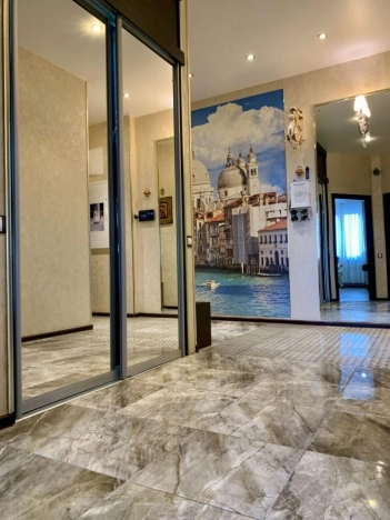 Купить трехкомнатную квартиру в Одинцове. Вариант № 8872763, 6, площадь -  квм, цена 23950000 рублей