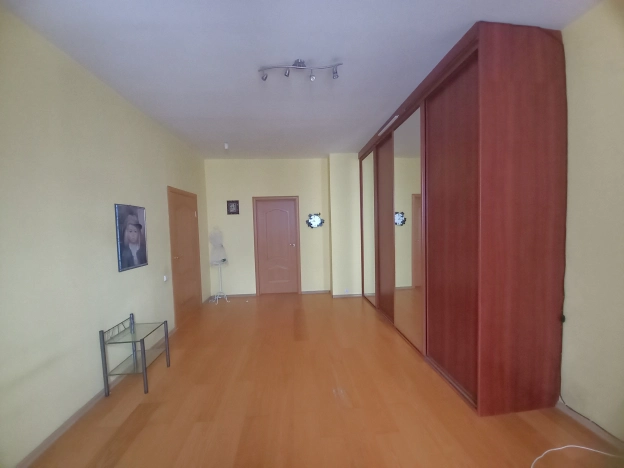 Купить квартиру в Калининграде. Вариант № 10690183, 13, площадь - квм, цена 25450000 рублей