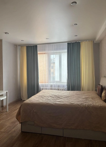 Купить Студию в ЦАО в Новосибирске. Вариант № 6614699, 4, площадь -  квм, цена 3800000 рублей