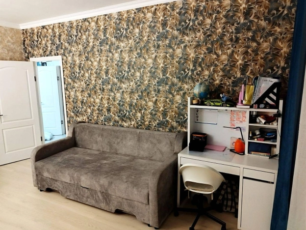 Купить однокомнатную квартиру на улице Пулковское шоссе в Санкт-Петербурге. Вариант № 7712975, 3, площадь -  квм, цена 6700000 рублей