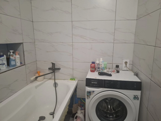 Купить двухкомнатную квартиру на улице Алексея Рыбака в Иркутской области. Вариант № 8970327, 8, площадь -  квм, цена 4200000 рублей