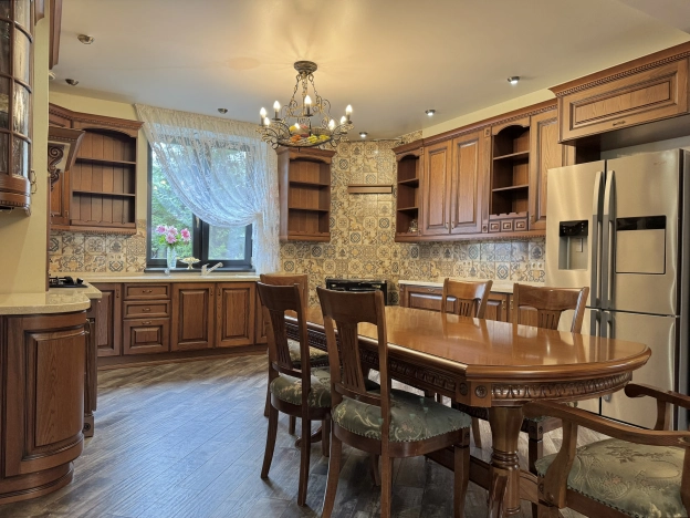 Купить дом у метро Пятницкое шоссе в Красногорске. Вариант № 47047, 5, площадь -  квм, цена 71000000 рублей