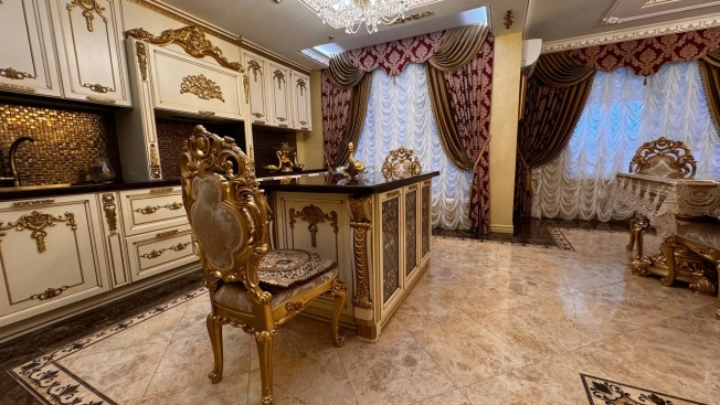 Купить трехкомнатную квартиру на вторичке в ЖК "Аристократ" в Пензе. Вариант № 12173, 1, площадь -  квм, цена 25000000 рублей