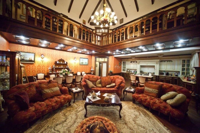 Купить дом на улице Спасская в Краснодаре. Вариант № 6108, 6, площадь -  квм, цена 99000000 рублей