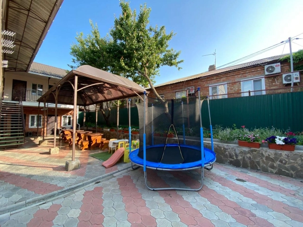 Купить дом в Краснодарском крае. Вариант № 10076725, 1, площадь -  квм, цена 22500000 рублей