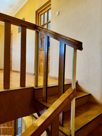 Купить дом в Микрорайоне Пролески, Старый Оскол в Старом Осколе. Вариант № 6153459, 11, площадь -  квм, цена 9000000 рублей