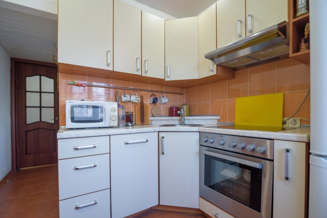 Купить двухкомнатную квартиру в Новосибирской области. Вариант № 9996676, 7, площадь -  квм, цена 4900000 рублей