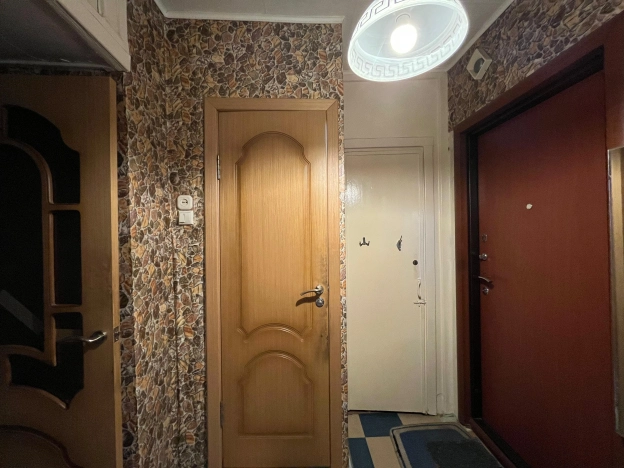 Купить однокомнатную квартиру в районе Калининский в Новосибирске. Вариант № 57150, 3, площадь -  квм, цена 3800000 рублей