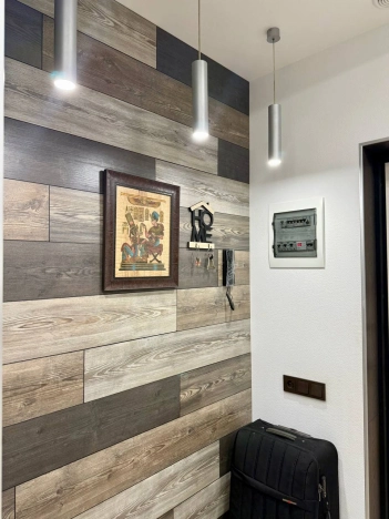 Купить квартиру на улице Ангарская в Волгограде. Вариант № 5465508, 14, площадь -  квм, цена 9950000 рублей