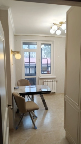 Купить квартиру в Москве. Вариант № 9456992, 4, площадь - квм, цена 35000000 рублей