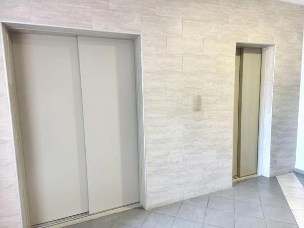 Купить трехкомнатную квартиру в Воронеже. Вариант № 5523231, 7, площадь -  квм, цена 8430000 рублей