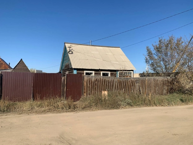 Купить дом на улице Административная в Иркутской области. Вариант № 8032701, 0, площадь -  квм, цена 3450000 рублей