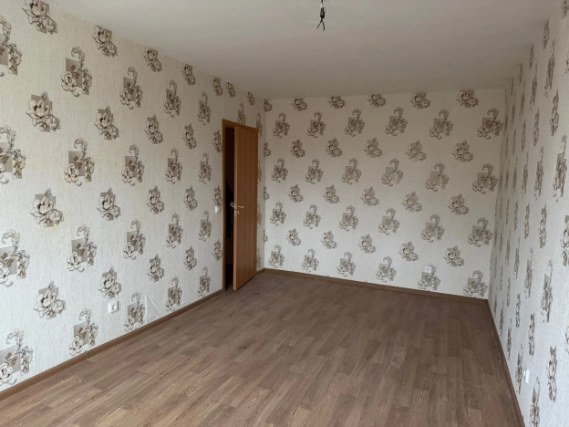 Купить трехкомнатную квартиру на улице Совхозная в Владимирской области. Вариант № 10206177, 8, площадь -  квм, цена 3500000 рублей