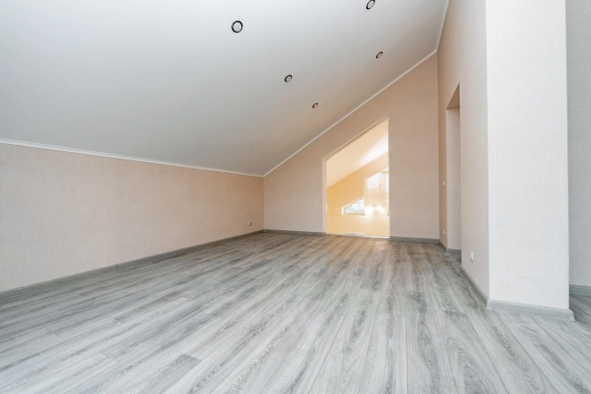 Купить дом в Санкт-Петербурге. Вариант № 15012, 36, площадь -  квм, цена 17200000 рублей