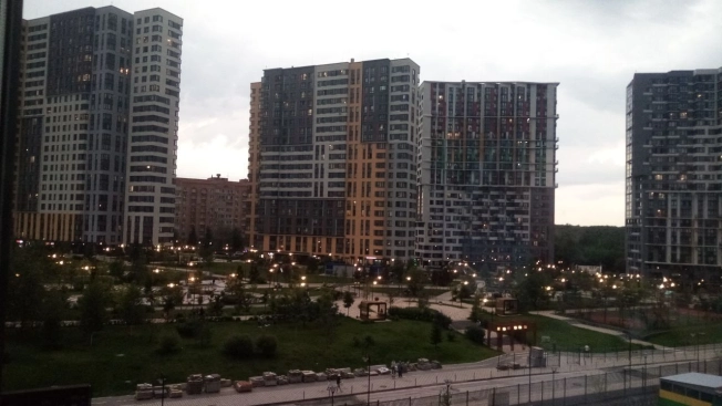 Купить квартиру в Москве. Вариант № 2414424, 32, площадь -  квм, цена 9300000.0000 рублей