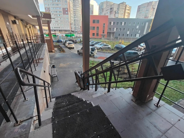 Купить однокомнатную квартиру на улице Шелепихинская набережная в Москве. Вариант № 9870349, 11, площадь -  квм, цена 5750000 рублей