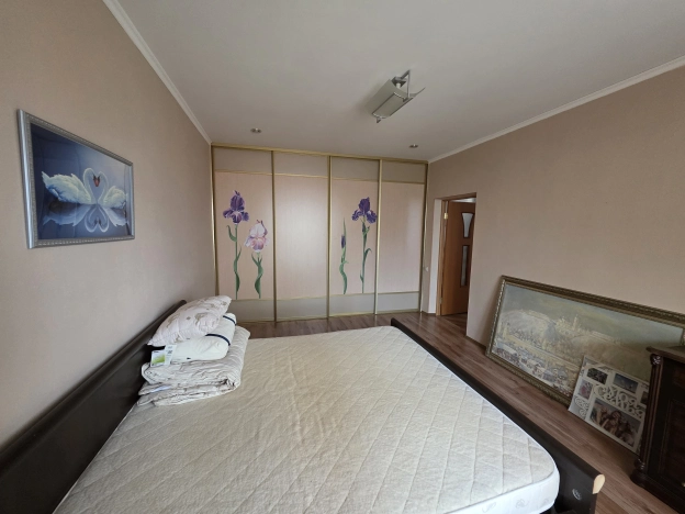 Снять квартиру в Тобольске. Вариант № 7272915, 8, площадь -  квм, цена 65000 рублей