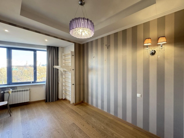 Купить квартиру в Москве. Вариант № 9944975, 20, площадь -  квм, цена 59500000 рублей