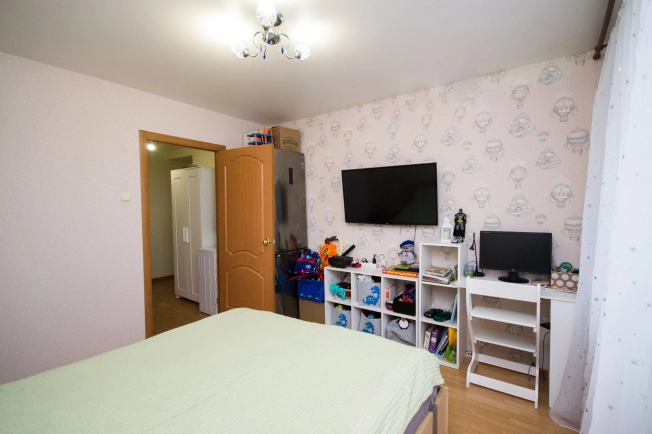 Купить двухкомнатную квартиру в Балакове. Вариант № 5922139, 8, площадь -  квм, цена 4200000 рублей