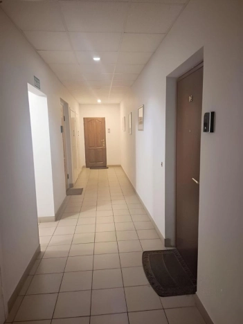 Купить квартиру в Москве. Вариант № 10289698, 23, площадь -  квм, цена 87300000 рублей