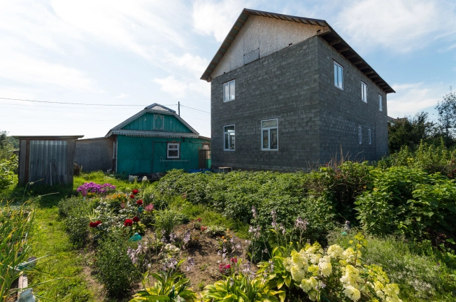 Купить дом в Микрорайоне Восточный, Тобольск в Тобольске. Вариант № 11214, 14, площадь -  квм, цена 5500000 рублей