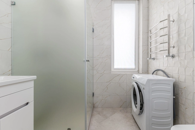 Купить двухкомнатную квартиру в районе Центральный в Калининграде. Вариант № 8937279, 13, площадь -  квм, цена 20100000 рублей