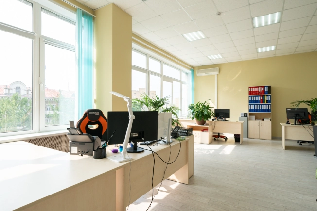 Купить офисы в Москве. Вариант № 48384, 6, площадь -  квм, цена 117000000 рублей