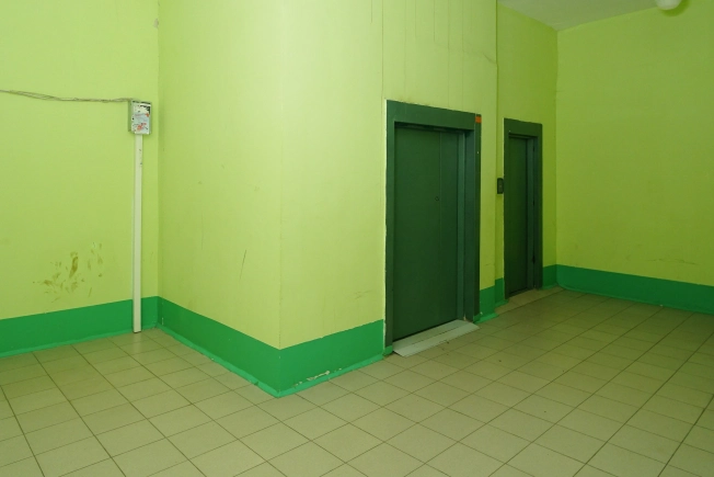 Купить однокомнатную квартиру в Омске. Вариант № 41010, 16, площадь -  квм, цена 5400000 рублей