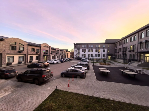 Купить квартиру в Москве. Вариант № 8952292, 9, площадь -  квм, цена 5500000 рублей