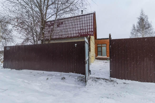 Купить дом в Омске. Вариант № 18181, 26, площадь -  квм, цена 4900000 рублей