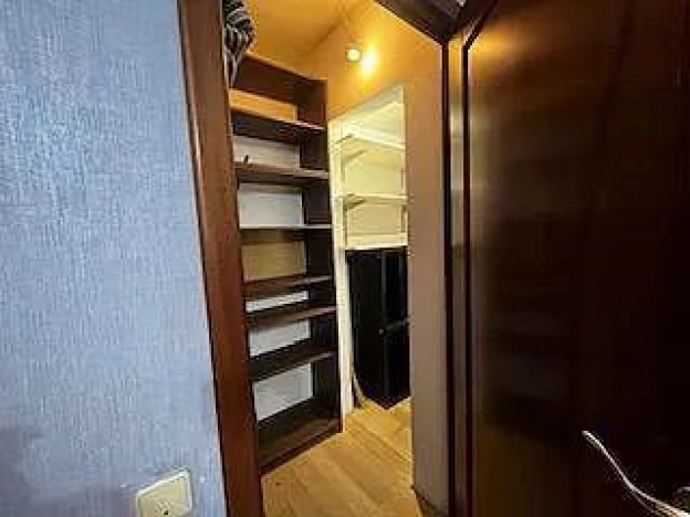 Купить двухкомнатную квартиру на улице Любучанский переулок в Москве. Вариант № 10130516, 23, площадь - квм, цена 12650000 рублей