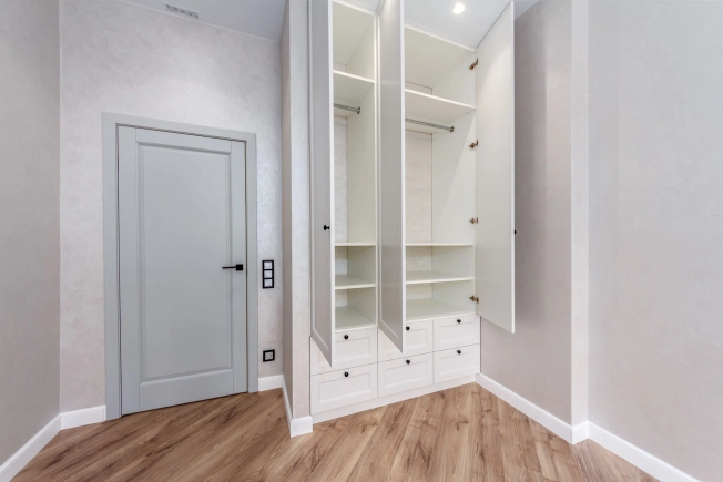 Купить трехкомнатную квартиру в районе Центральный в Калининграде. Вариант № 434455, 14, площадь -  квм, цена 25000000 рублей